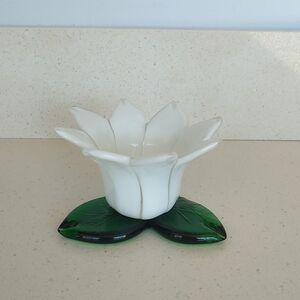 Filigrana Hand Blown Art Glass White Flower With Leaves Tea Candle Holder